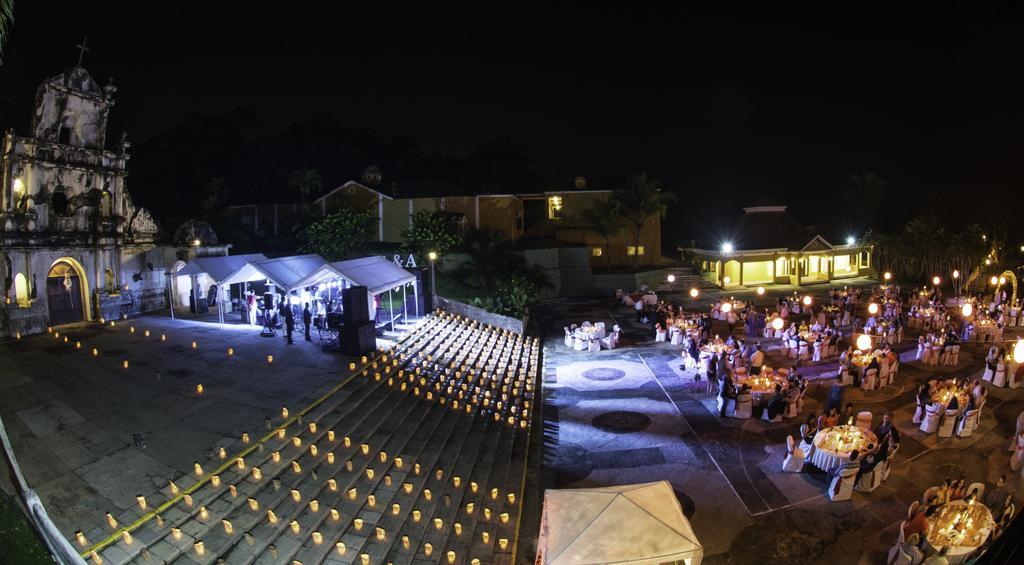 Amatique Bay Hotel Puerto Barrios Bagian luar foto